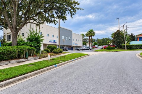Commercial property in Clermont, Florida 335.19 sq.m. № 2368865 - photo 4