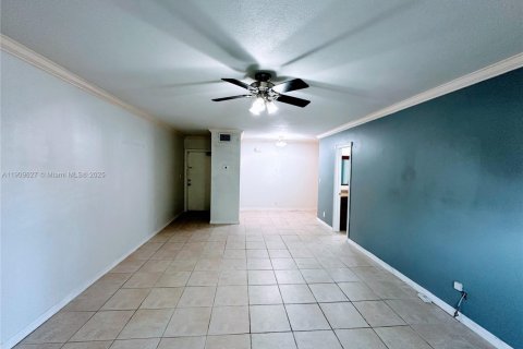 Copropriété à louer à Fort Lauderdale, Floride: 1 chambre, 63.64 m2 № 1965433 - photo 4