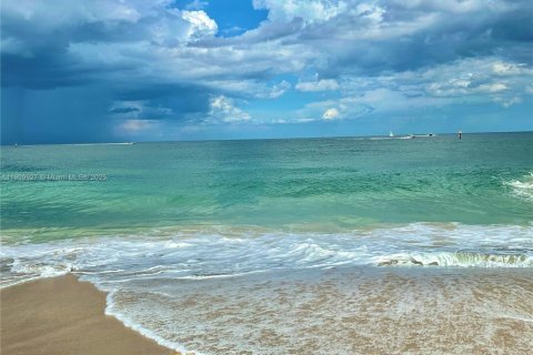 Copropriété à louer à Fort Lauderdale, Floride: 1 chambre, 63.64 m2 № 1965433 - photo 2