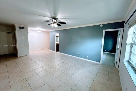 Copropriété à louer à Fort Lauderdale, Floride: 1 chambre, 63.64 m2 № 1965433 - photo 9
