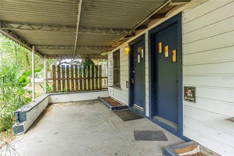 Villa ou maison à louer à Tampa, Floride: 2 chambres, 74.32 m2 № 2148673 - photo 5