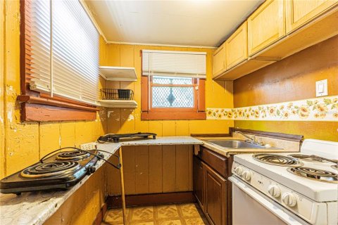 Villa ou maison à louer à Tampa, Floride: 2 chambres, 74.32 m2 № 2148673 - photo 8