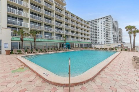Condo in Daytona Beach, Florida, 1 bedroom № 2239823 - photo 3