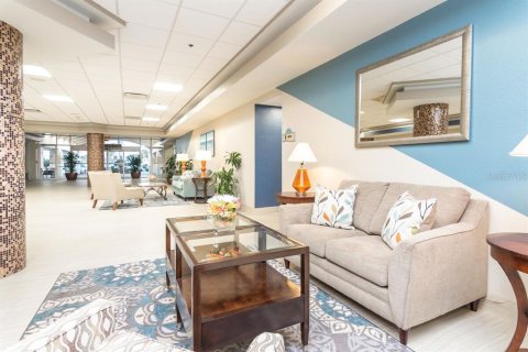 Condo in Daytona Beach, Florida, 1 bedroom № 2239823 - photo 21