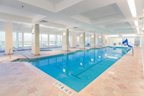 Condo in Daytona Beach, Florida, 1 bedroom № 2239823 - photo 30