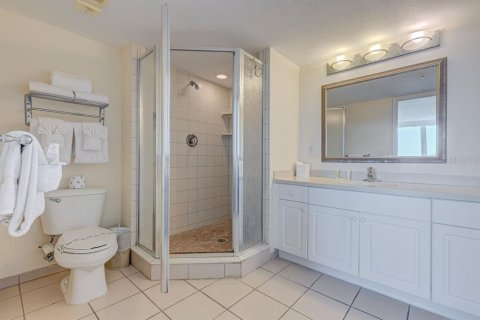 Condo in Daytona Beach, Florida, 1 bedroom № 2239823 - photo 20