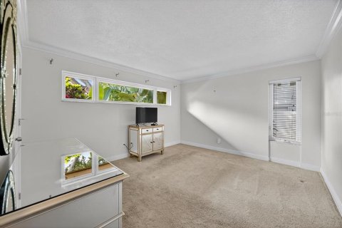Casa en venta en Belleair, Florida, 3 dormitorios, 194.44 m2 № 1900111 - foto 13