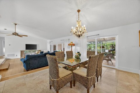 Casa en venta en Belleair, Florida, 3 dormitorios, 194.44 m2 № 1900111 - foto 7