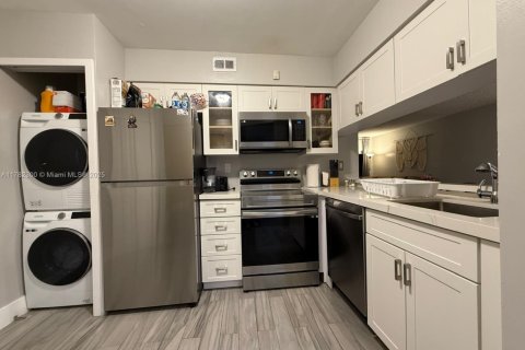 Condominio en venta en Miami, Florida, 2 dormitorios, 113.71 m2 № 1937269 - foto 6