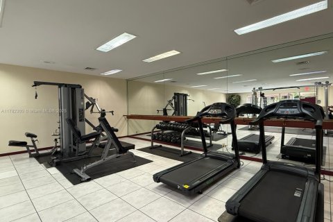Condominio en venta en Miami, Florida, 2 dormitorios, 113.71 m2 № 1937269 - foto 17
