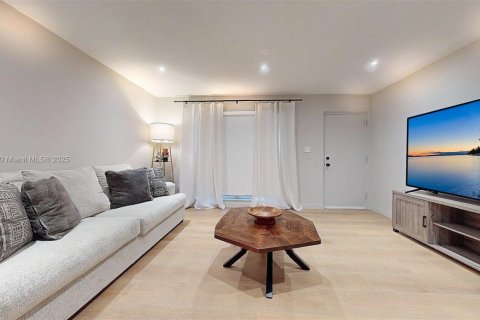 Condominio en venta en Miami, Florida, 1 dormitorio, 51.56 m2 № 1820207 - foto 6