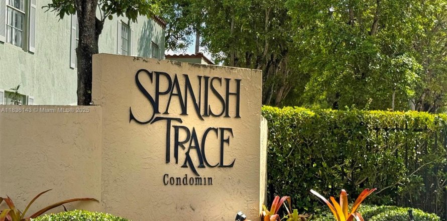 Condominio en Miami, Florida, 1 dormitorio № 1820207