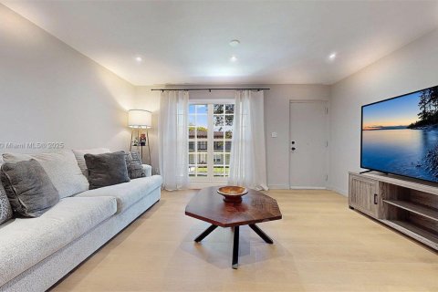 Condominio en venta en Miami, Florida, 1 dormitorio, 51.56 m2 № 1820207 - foto 5