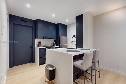 Condominio en venta en Miami, Florida, 1 dormitorio, 51.56 m2 № 1820207 - foto 14