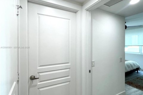 Copropriété à vendre à Fort Lauderdale, Floride: 1 chambre, 78.69 m2 № 2385223 - photo 6