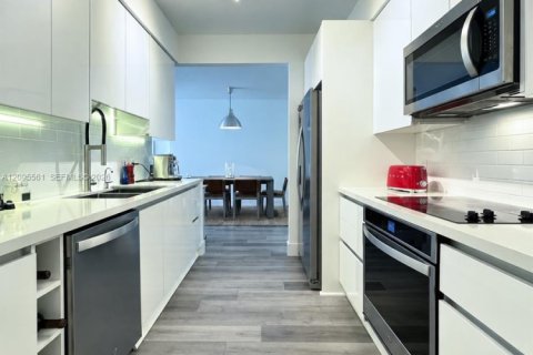 Copropriété à vendre à Fort Lauderdale, Floride: 1 chambre, 78.69 m2 № 2385223 - photo 2