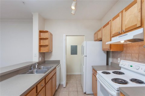 Apartment in Tampa, Florida 2 bedrooms, 112.78 sq.m. № 2230349 - photo 3