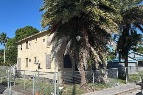 Propiedad comercial en venta en Pahokee, Florida, 183.57 m2 № 2002001 - foto 2