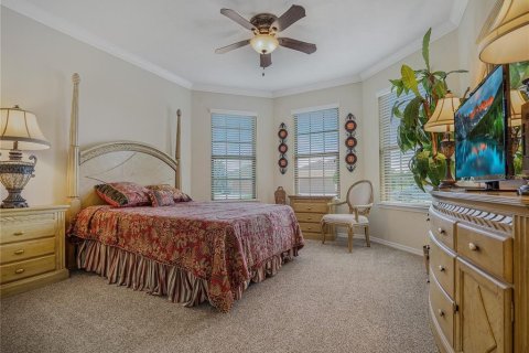 House in Ocala, Florida 3 bedrooms, 236.25 sq.m. № 2347913 - photo 9