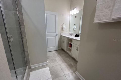 Купить кондоминиум в Киссимми, Флорида 8 комнат, 111.11м2, № 1901199 - фото 24