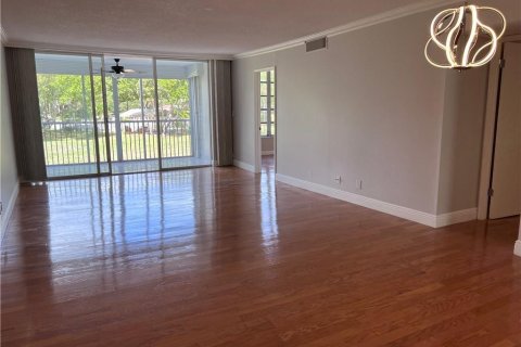 Condominio en alquiler en Pompano Beach, Florida, 2 dormitorios, 102.19 m2 № 2176204 - foto 3