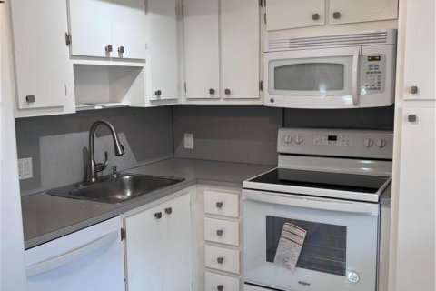 Condominio en alquiler en Pompano Beach, Florida, 2 dormitorios, 102.19 m2 № 2176204 - foto 7