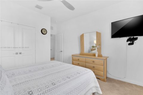 Adosado en venta en Homestead, Florida, 3 dormitorios, 156.08 m2 № 1953193 - foto 9