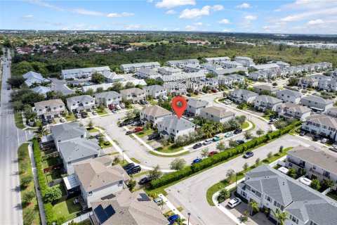 Adosado en venta en Homestead, Florida, 3 dormitorios, 156.08 m2 № 1953193 - foto 3