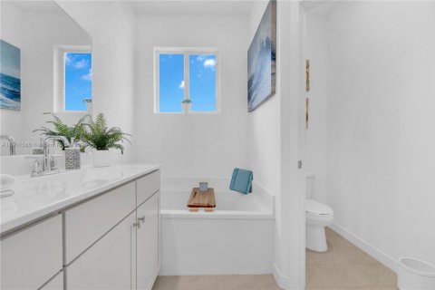 Adosado en venta en Homestead, Florida, 3 dormitorios, 156.08 m2 № 1953193 - foto 12