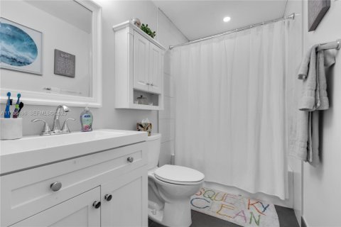 Townhouse in Davie, Florida 3 bedrooms, 183.95 sq.m. № 1994682 - photo 22