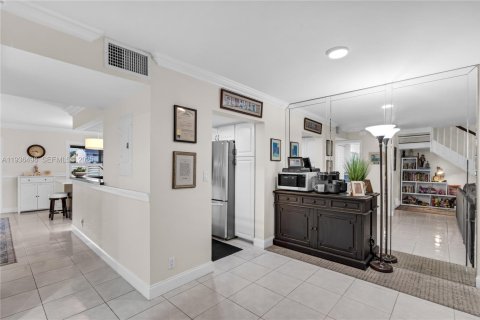 Townhouse in Davie, Florida 3 bedrooms, 183.95 sq.m. № 1994682 - photo 8