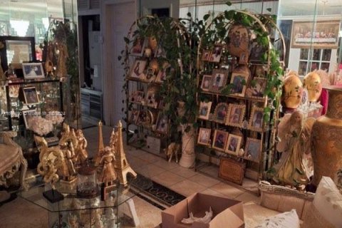 Villa ou maison à vendre à Miami Gardens, Floride: 4 chambres, 190.73 m2 № 2035540 - photo 6