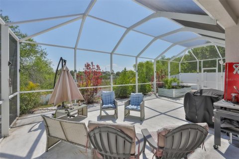 House in Apollo Beach, Florida 3 bedrooms, 189.43 sq.m. № 2156361 - photo 2
