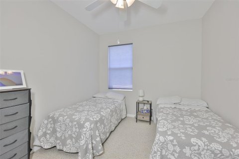 House in Apollo Beach, Florida 3 bedrooms, 189.43 sq.m. № 2156361 - photo 22