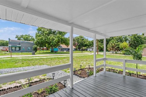 Villa ou maison à vendre à Winter Haven, Floride: 3 chambres, 104.24 m2 № 2199542 - photo 6