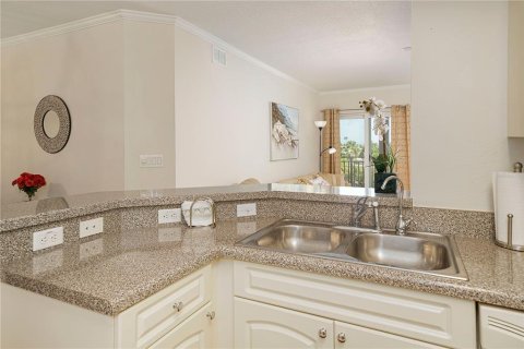 Condominio en alquiler en New Port Richey, Florida, 3 dormitorios, 139.35 m2 № 1835833 - foto 9