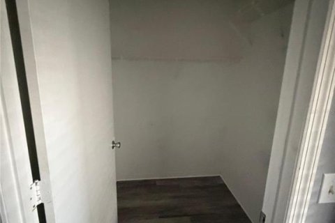 Condominio en alquiler en Orlando, Florida, 2 dormitorios, 94.85 m2 № 2105799 - foto 20