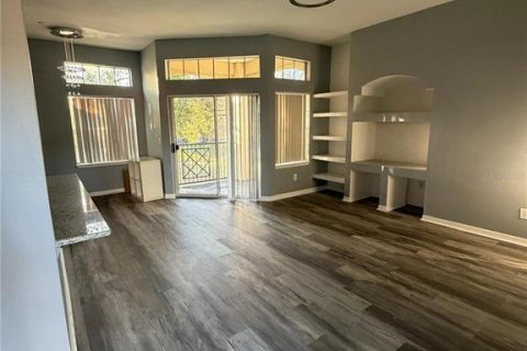 Condominio en alquiler en Orlando, Florida, 2 dormitorios, 94.85 m2 № 2105799 - foto 4