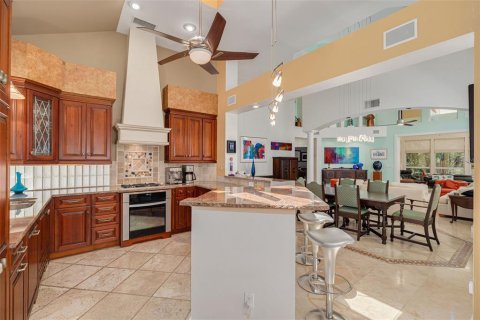 House in Gulfport, Florida 3 bedrooms, 210.89 sq.m. № 2234552 - photo 6