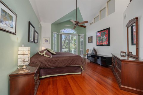 House in Gulfport, Florida 3 bedrooms, 210.89 sq.m. № 2234552 - photo 22