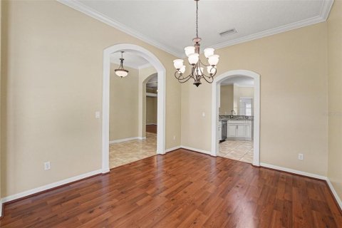 Casa en venta en Auburndale, Florida, 4 dormitorios, 225.01 m2 № 2102187 - foto 5