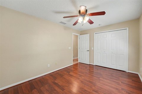 Casa en venta en Auburndale, Florida, 4 dormitorios, 225.01 m2 № 2102187 - foto 25