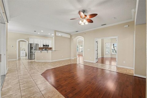 Casa en venta en Auburndale, Florida, 4 dormitorios, 225.01 m2 № 2102187 - foto 7