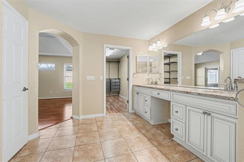 Casa en venta en Auburndale, Florida, 4 dormitorios, 225.01 m2 № 2102187 - foto 22