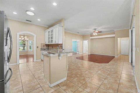 Casa en venta en Auburndale, Florida, 4 dormitorios, 225.01 m2 № 2102187 - foto 8