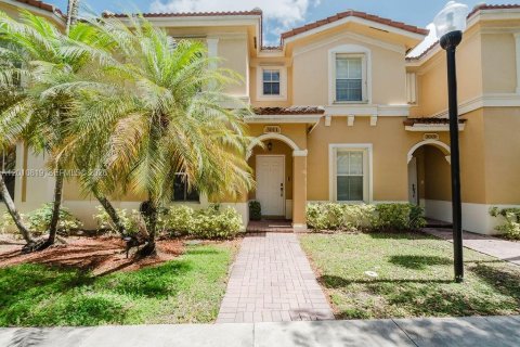 Copropriété à vendre à Miramar, Floride: 3 chambres, 117.99 m2 № 2073740 - photo 28