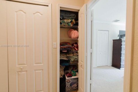 Copropriété à vendre à Miramar, Floride: 3 chambres, 117.99 m2 № 2073740 - photo 17