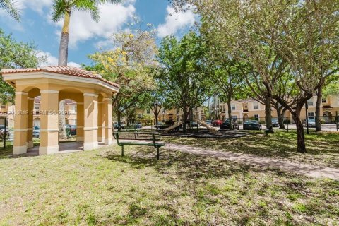 Copropriété à vendre à Miramar, Floride: 3 chambres, 117.99 m2 № 2073740 - photo 29