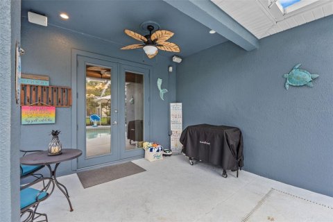 House in Land O' Lakes, Florida 4 bedrooms, 167.5 sq.m. № 1907619 - photo 27