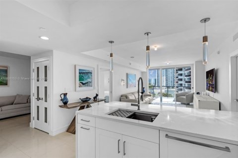 Condo in Fort Lauderdale, Florida, 2 bedrooms  № 1752185 - photo 8